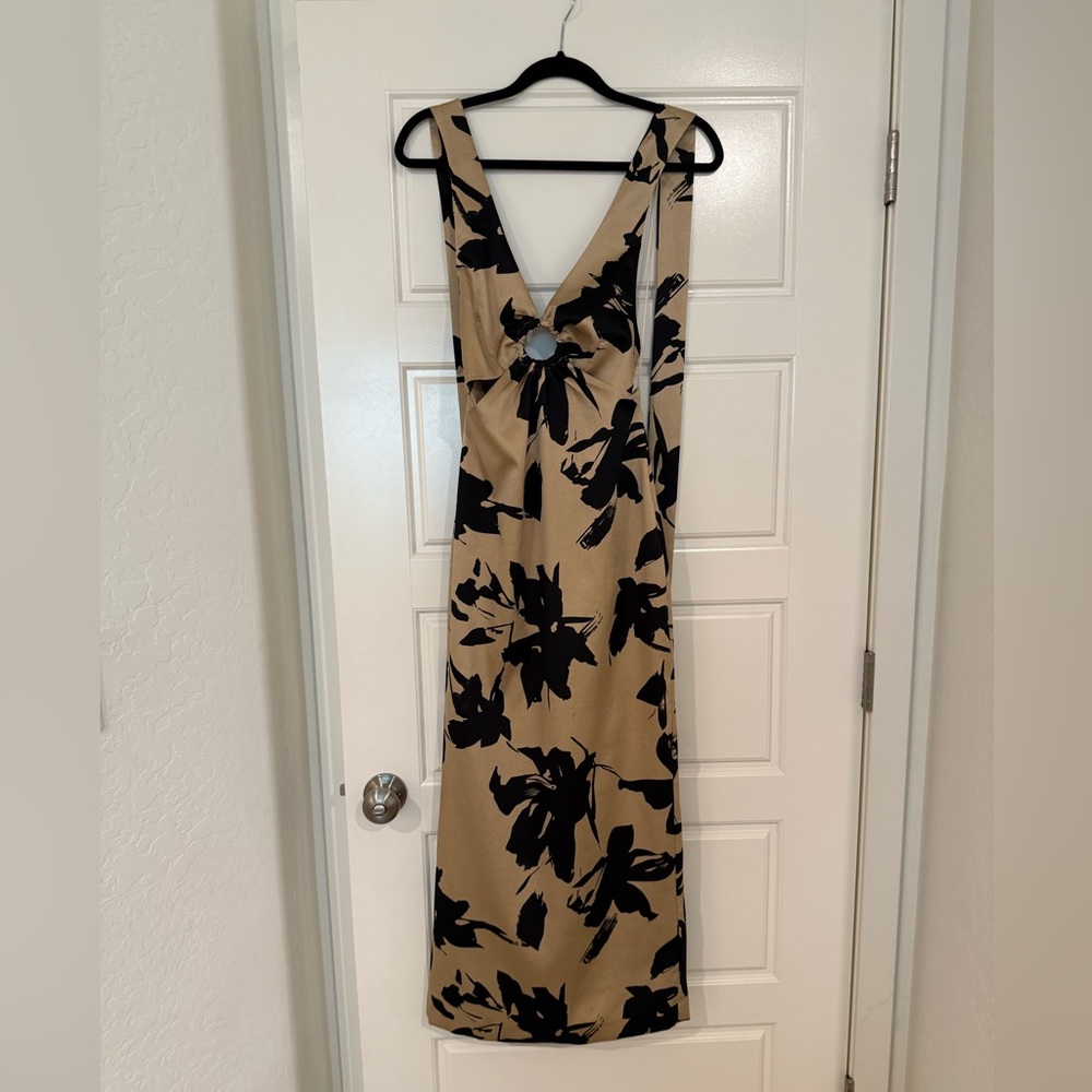 Nellah Cut Out Halter Maxi Dress Black Nude XS - Picture 5 of 11